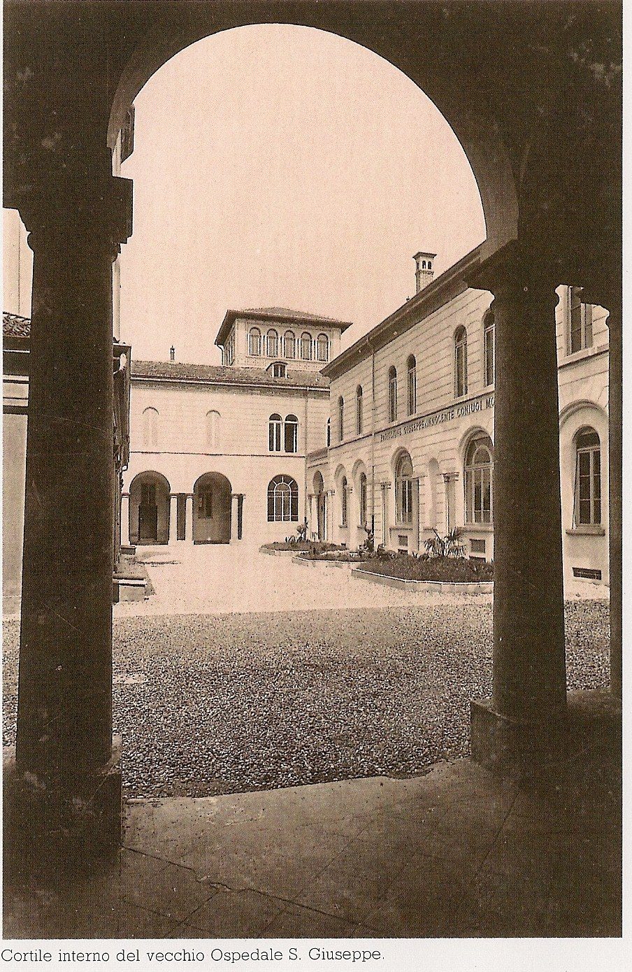 The old cloister.jpg